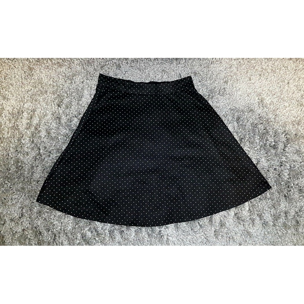 🍦 2/$15🍦▪H&M▪Polka dot skirt